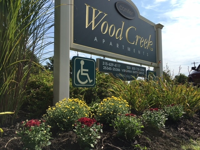 wood creek apartments calcium ny apartments com