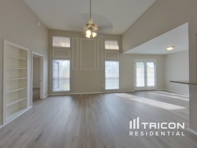 Foto del edificio - 2214 Gladstone Dr