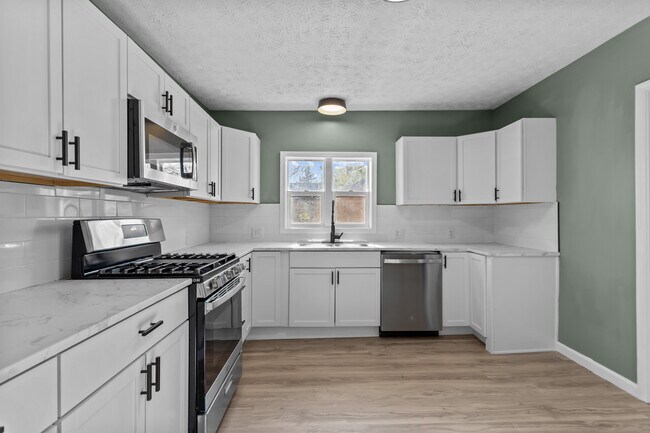 Foto del edificio - 1229 N Courtland Ave