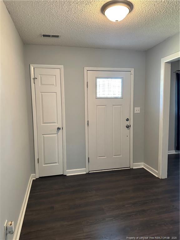 Building Photo - 5921 Lake Terrace Ct