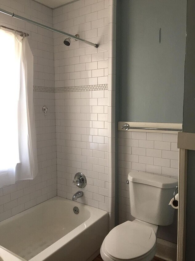 1821 6th Ave W, Bradenton, FL 34205 Townhouse for Rent in Bradenton