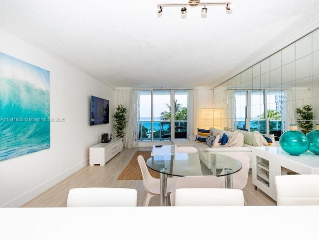 Foto del edificio - 2301 Collins Ave