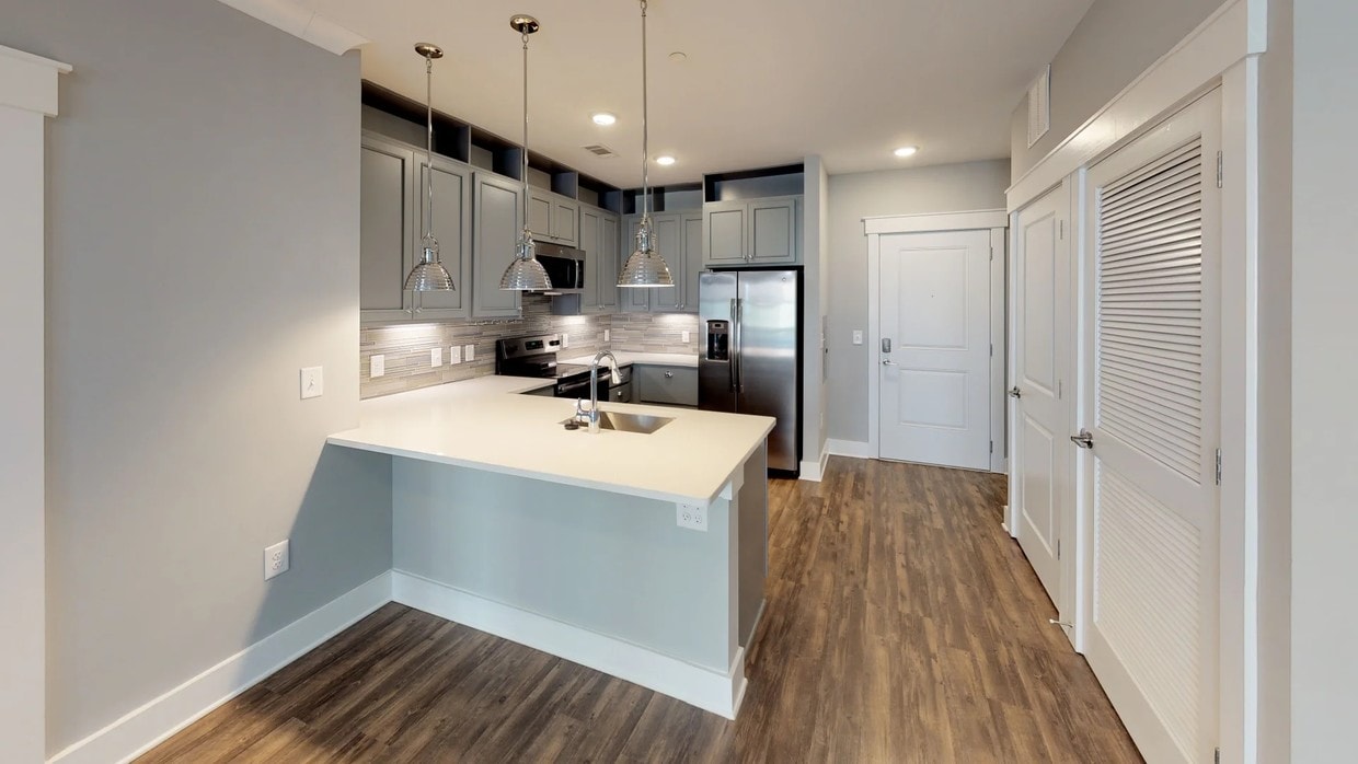 Photo - Carolina Square Apartments