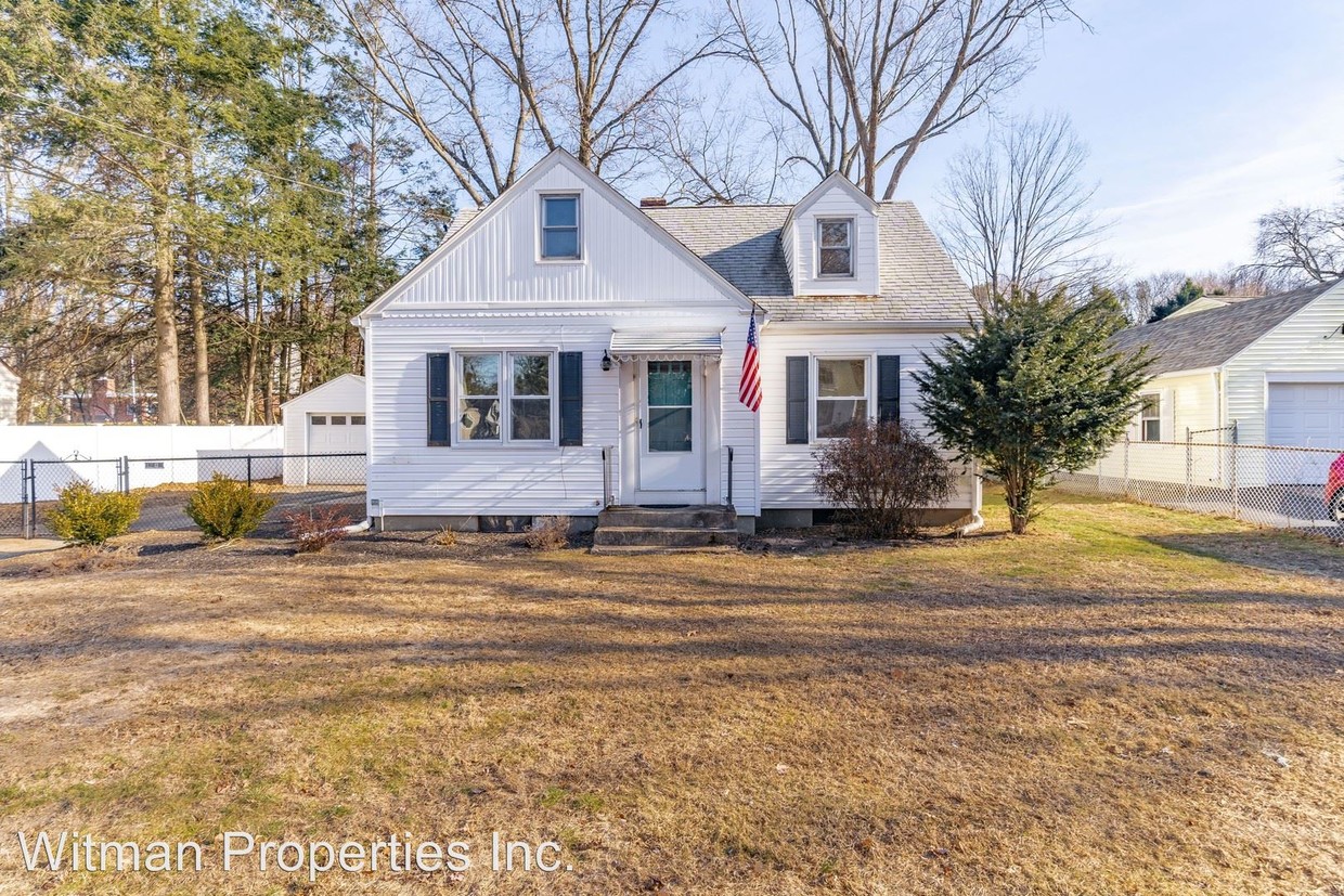Primary Photo - 4 br, 1 bath House - 39 Thompson Street