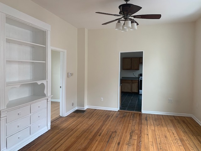Foto del edificio - 3720 W McLean Ave