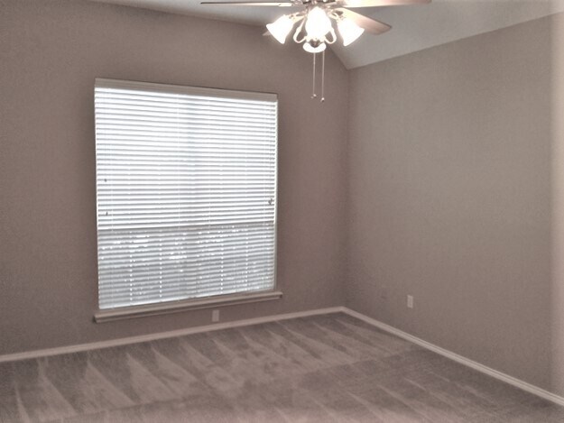 Foto del edificio - 1618 Post Oak Drive