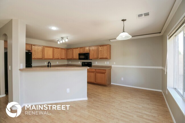 Building Photo - 22060 W Casey Ln