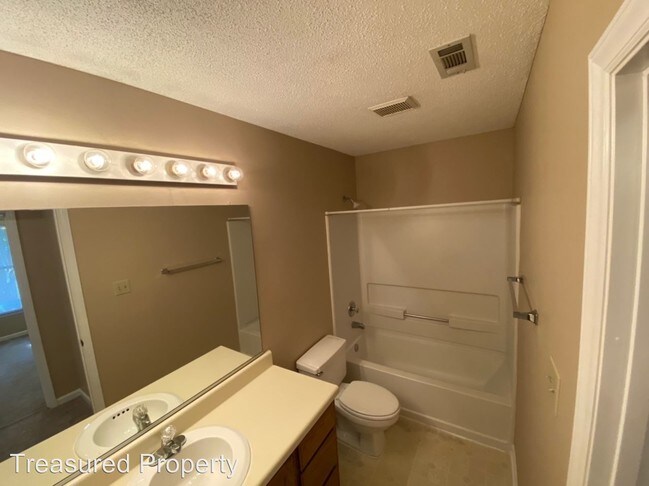 Building Photo - 2 br, 2 bath House - 74 Crystal Oaks Ct.