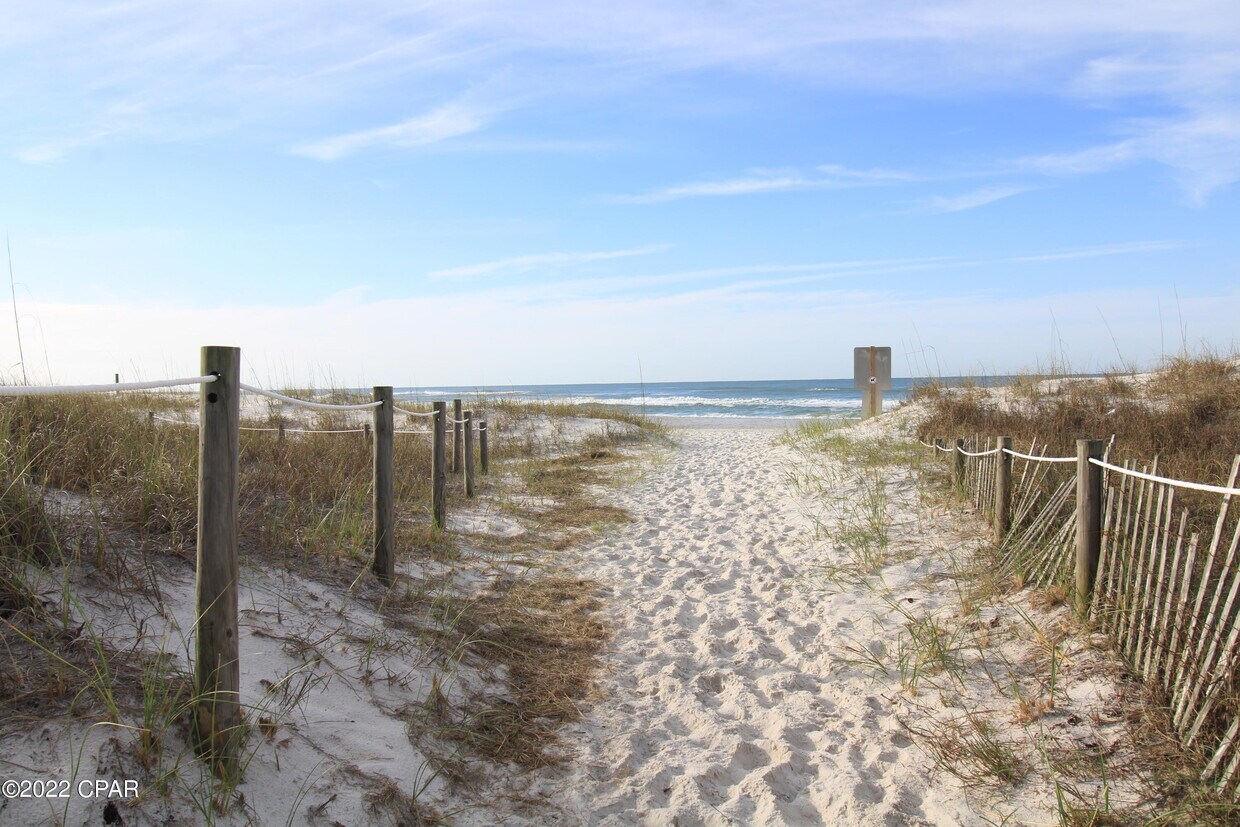 Foto principal - 17614 Front Beach Rd