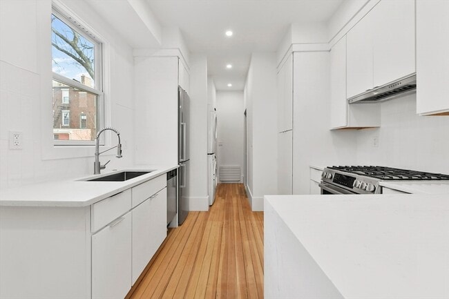 Foto del edificio - 31 Pleasant St