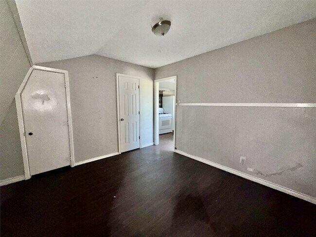Foto del edificio - 2535 W Prairie St