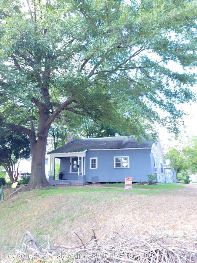 Foto del edificio - 3 br, 1 bath House - 3136 Blanchard Road