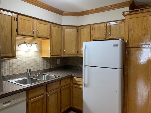 Building Photo - 17220 71st Ave