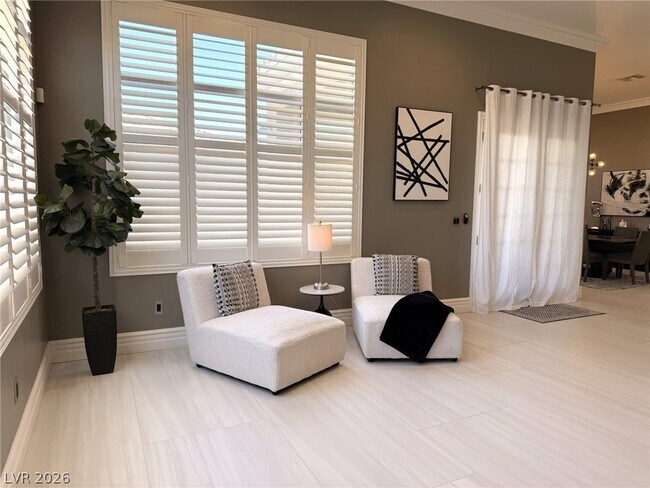 Foto del edificio - 394 Highland Hills Ct