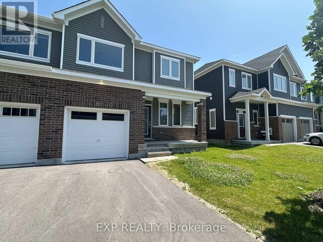 Building Photo - 327 Canadensis Ln