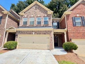 Building Photo - 240 Britt Dr