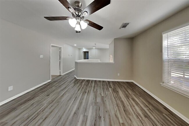 Building Photo - 3135 Rainpark Ln