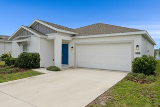 Building Photo - 3921 Willow Brk Dr