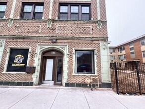 Building Photo - 8617 S Ashland Ave