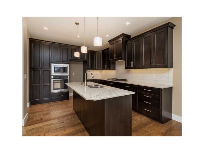 Foto del edificio - 3109 Peregrine Ln