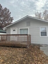 Building Photo - 6633 NE 49th St