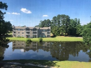 Building Photo - 698 Bartons Landing Pl
