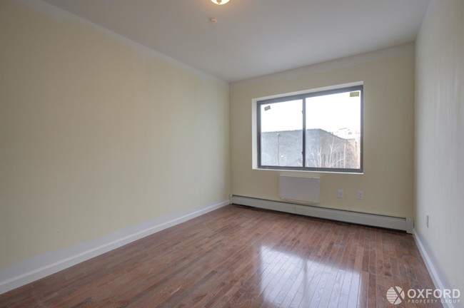 Building Photo - 1081 Tiffany Street