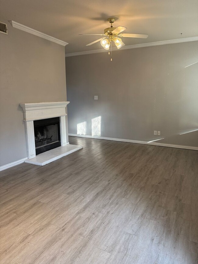 Building Photo - 510 Vienna Ct