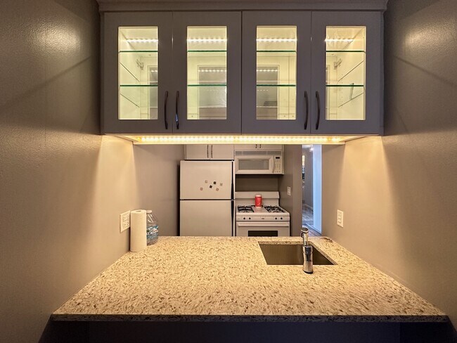 Foto del edificio - 663 W Grace St