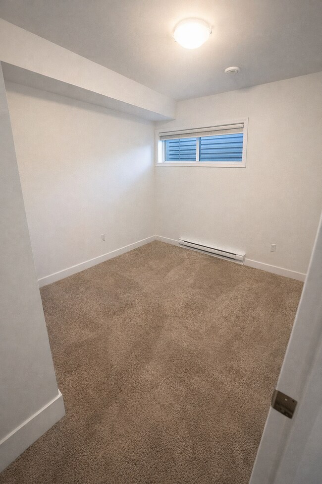 Photo du bâtiment - 12148 105 St