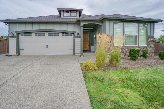 Building Photo - NEWER THREE BEDROOM IN CUL-DE-SAC
