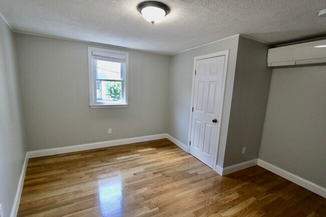 Foto del edificio - 248 Main St