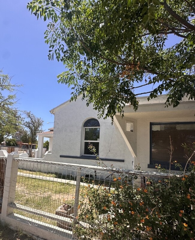 Delightful and Cozy 3bdrm 1bath Home For R... - Delightful and Cozy 3bdrm 1bath Home For R...