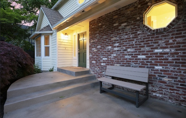 Building Photo - This Charming 3-Bedroom, 2.5-Bathroom Home, Spanning 1878 Square Feet, Offers Gorgeous Hardwood F...