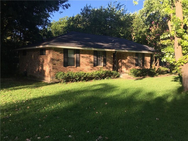 Building Photo - 412 W Spinner Rd