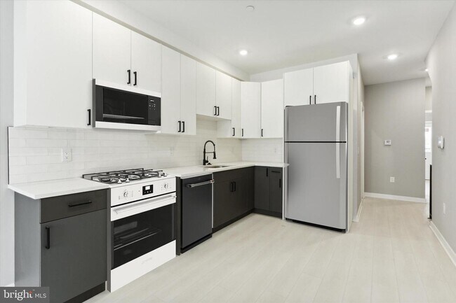 Foto del edificio - 1343 W York St