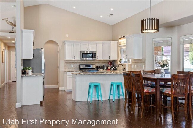 Foto del edificio - 3 br, 2 bath House - 13 N Reflection Way