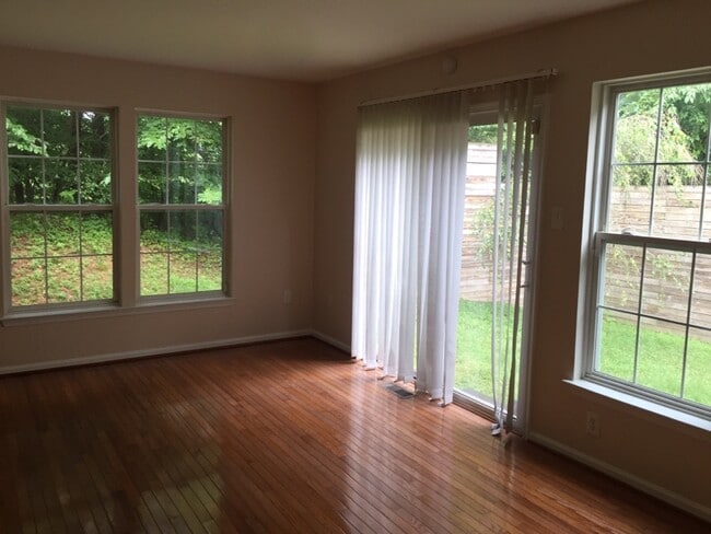 Photo - 8701 Rochelle Dr Townhome