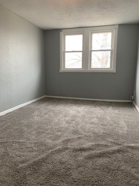 Foto del edificio - 1104 E 29th St Unit C (upstairs)
