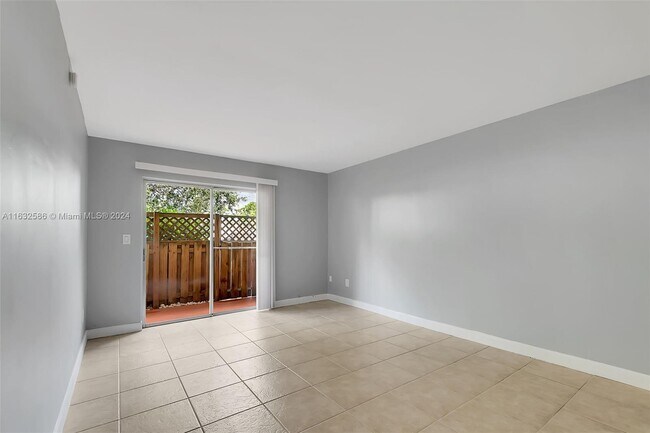 Foto del edificio - 8500 SW 109th Ave