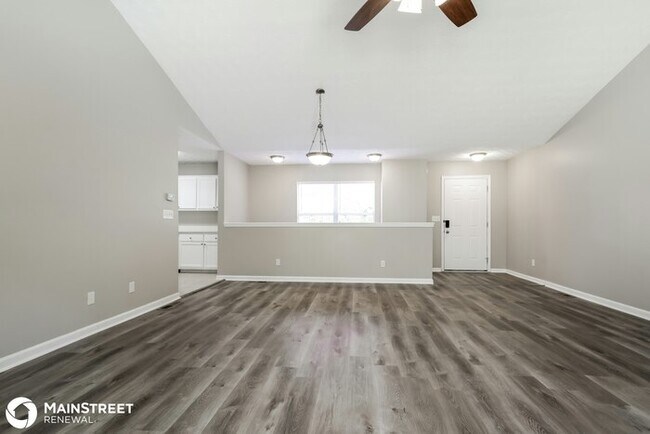 Building Photo - 3020 Corvair St