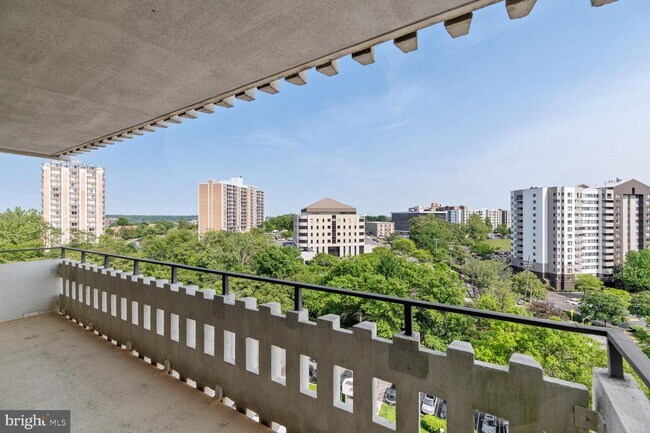 Building Photo - 6301 Stevenson Ave