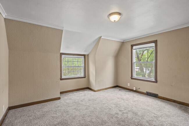 Foto del edificio - 420 Olive St