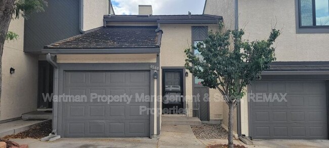Photo - 4560 Excalibur Ct Townhome