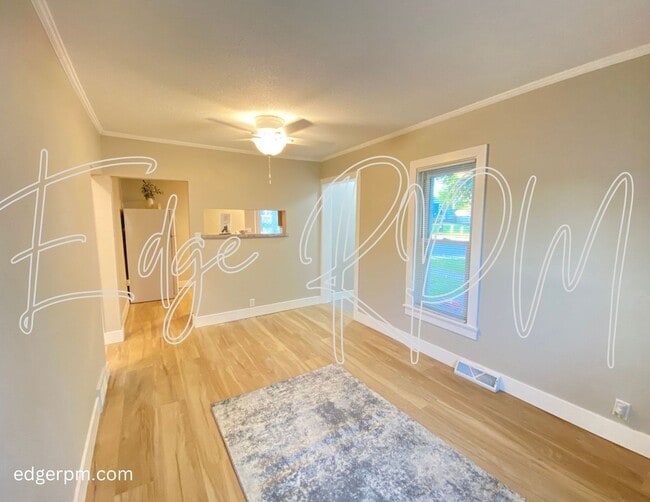 Building Photo - Cozy 2 Bedroom Home with Modern Upgrades –...