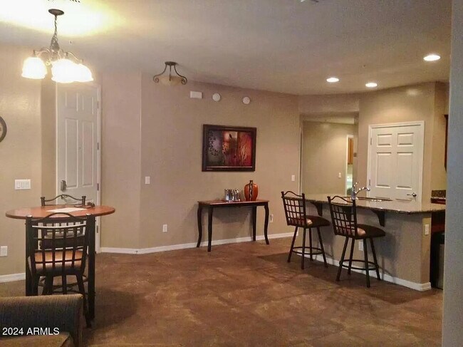 Foto del edificio - 2134 W Tallgrass Trail