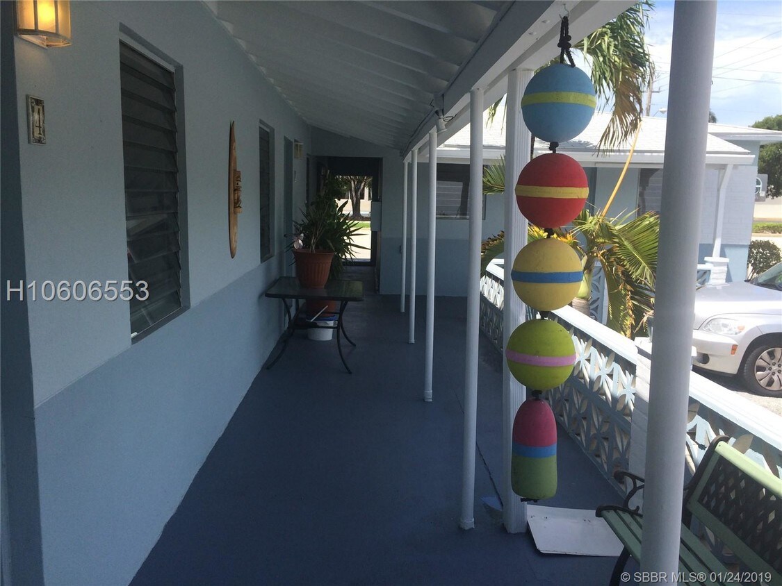 254 E Dania Beach Blvd Unit 5, Dania Beach, FL 33004 Apartment for