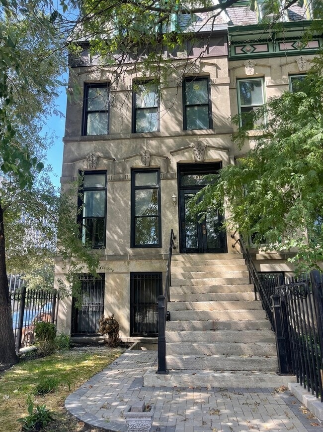 Building Photo - 238 S Ashland Ave