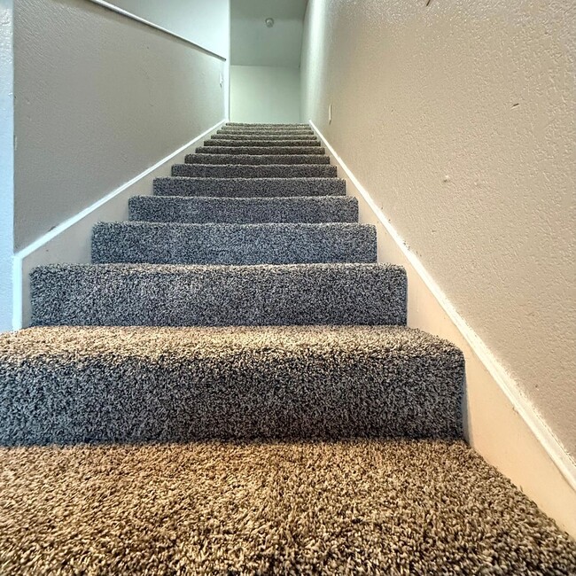 Foto del edificio - $400 Off 1st Full Month!* All Utilities In...