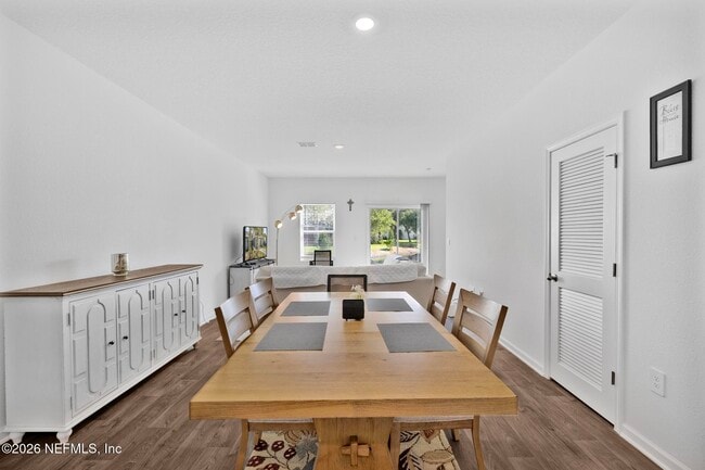 Building Photo - 9139 Stony Brk Rd
